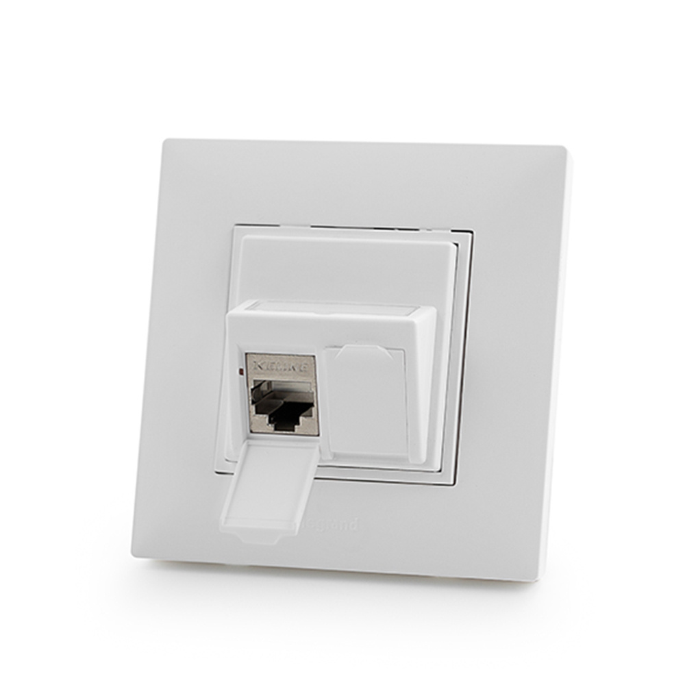 Legrand&reg; Nilo&eacute;TM&nbsp;STEP compatible outlet module, Category 6, 2xRJ45/s, keystones included