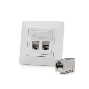 Legrand&reg; ValenaTM&nbsp;Life compatible outlet module, Category 6A, 2xRJ45/s, KEJ-C6A-S-HD keystones included, straight entry